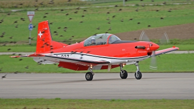 Photo ID 106287 by Martin Thoeni - Powerplanes. Switzerland Air Force Pilatus NCPC 7 Turbo Trainer, A 927
