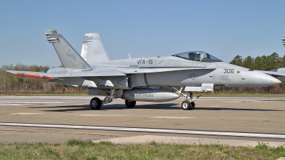 Photo ID 107493 by David F. Brown. USA Navy McDonnell Douglas F A 18C Hornet, 164691