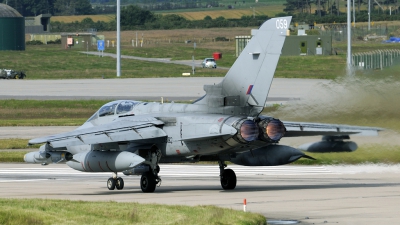 Photo ID 107060 by Joop de Groot. UK Air Force Panavia Tornado GR4, ZA592