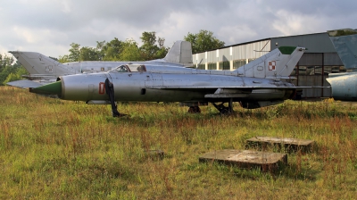 Photo ID 107221 by Chris Albutt. Poland Air Force Mikoyan Gurevich MiG 21PFM, 06