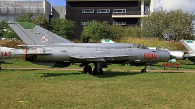 Photo ID 107641 by Chris Albutt. Poland Air Force Mikoyan Gurevich MiG 21bis, 9204