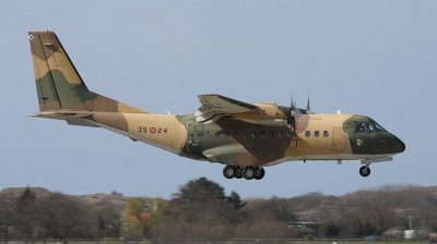 Photo ID 13836 by Jaco Haasnoot. Spain Air Force CASA CN235M 100, T 19B 06