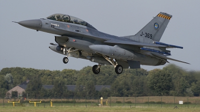 Photo ID 107312 by rob martaré. Netherlands Air Force General Dynamics F 16BM Fighting Falcon, J 369
