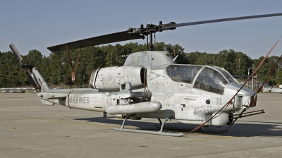 Photo ID 13948 by Jaco Haasnoot. USA Marines Bell AH 1W Super Cobra 209, 165324