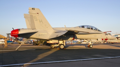 Photo ID 108374 by Nathan Havercroft. USA Marines McDonnell Douglas F A 18D RC Hornet, 164672