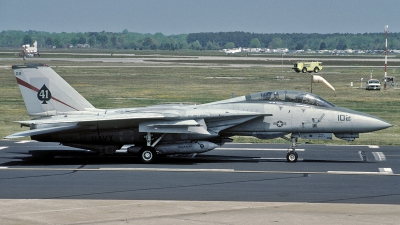 Photo ID 108587 by David F. Brown. USA Navy Grumman F 14A Tomcat, 160391