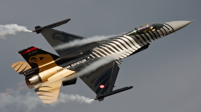 Photo ID 108668 by Jan Suchanek. T rkiye Air Force General Dynamics F 16C Fighting Falcon, 91 0011