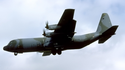 Photo ID 109209 by Joop de Groot. France Air Force Lockheed C 130H 30 Hercules L 382, 5140