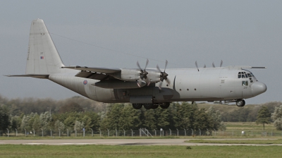 Photo ID 14196 by Jaco Haasnoot. UK Air Force Lockheed Hercules C3 C 130K 30 L 382, XV217