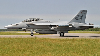Photo ID 111205 by David F. Brown. USA Navy Boeing F A 18F Super Hornet, 166810