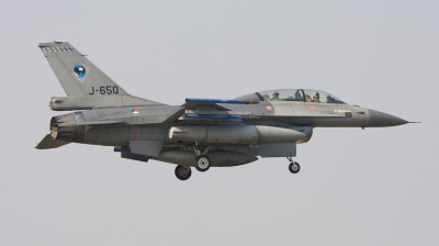 Photo ID 14557 by Marcel Bos. Netherlands Air Force General Dynamics F 16BM Fighting Falcon, J 650