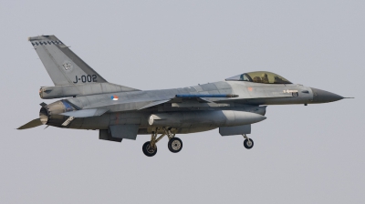Photo ID 14559 by Marcel Bos. Netherlands Air Force General Dynamics F 16AM Fighting Falcon, J 002