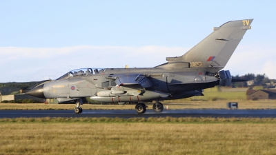 Photo ID 14602 by Lee Barton. UK Air Force Panavia Tornado GR4 T, ZD842