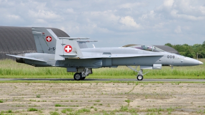 Photo ID 113122 by Günther Feniuk. Switzerland Air Force McDonnell Douglas F A 18C Hornet, J 5008