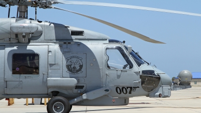 Photo ID 113343 by Jason Grant. USA Navy Sikorsky MH 60R Strikehawk S 70B, 166582
