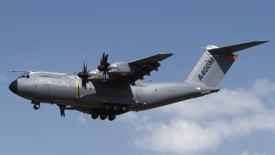 Photo ID 113856 by Thomas Ziegler - Aviation-Media. Company Owned Airbus Airbus A400M Grizzly, EC 404