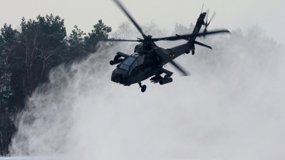 Photo ID 113976 by Devid Ryckewaert. Netherlands Air Force Boeing AH 64DN Apache Longbow, Q 24