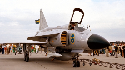 Photo ID 114764 by Alex Staruszkiewicz. Sweden Air Force Saab AJ37 Viggen, 37031
