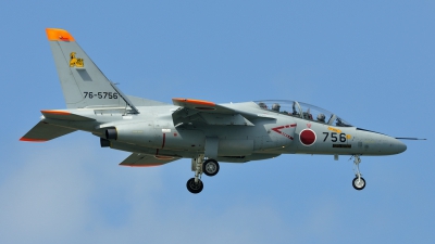 Photo ID 115163 by Peter Terlouw. Japan Air Force Kawasaki T 4, 76 5756