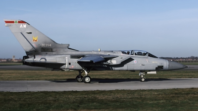 Photo ID 116223 by Chris Lofting. UK Air Force Panavia Tornado F3, ZE254
