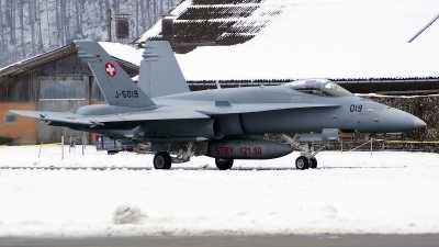 Photo ID 117000 by Lukas Kinneswenger. Switzerland Air Force McDonnell Douglas F A 18C Hornet, J 5019
