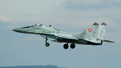 Photo ID 118273 by Radim Spalek. Slovakia Air Force Mikoyan Gurevich MiG 29AS, 6526