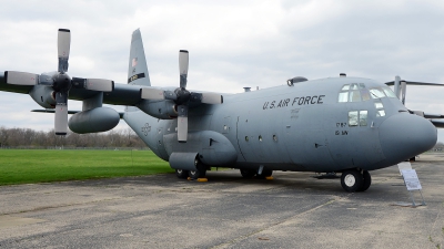 Photo ID 118628 by W.A.Kazior. USA Air Force Lockheed C 130E Hercules L 382, 62 1787