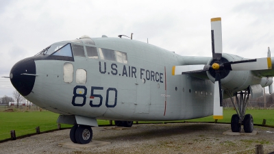 Photo ID 119248 by W.A.Kazior. USA Air Force Fairchild C 119G Flying Boxcar, 52 5850