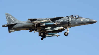 Photo ID 119798 by Mark Munzel. USA Marines McDonnell Douglas AV 8B Harrier ll, 165386
