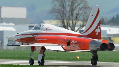 Photo ID 120187 by Martin Thoeni - Powerplanes. Switzerland Air Force Northrop F 5E Tiger II, J 3088