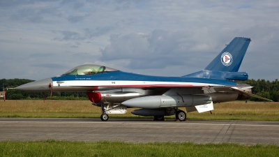 Photo ID 121654 by Thomas Ziegler - Aviation-Media. Norway Air Force General Dynamics F 16AM Fighting Falcon, 686