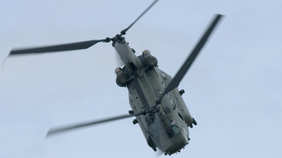 Photo ID 16150 by Stacey Kort. UK Air Force Boeing Vertol Chinook HC2 CH 47D, ZA705