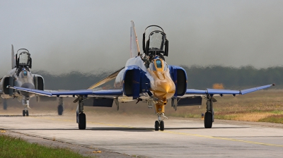 Photo ID 124631 by Markus Schrader. Germany Air Force McDonnell Douglas F 4F Phantom II, 37 01