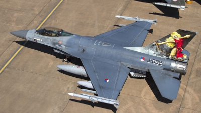 Photo ID 125126 by Chris Lofting. Netherlands Air Force General Dynamics F 16AM Fighting Falcon, J 002