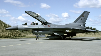 Photo ID 125855 by Joop de Groot. Denmark Air Force General Dynamics F 16B Fighting Falcon, ET 198