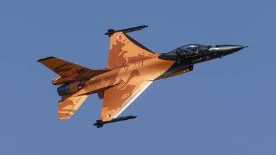 Photo ID 125975 by Caspar Smit. Netherlands Air Force General Dynamics F 16AM Fighting Falcon, J 015