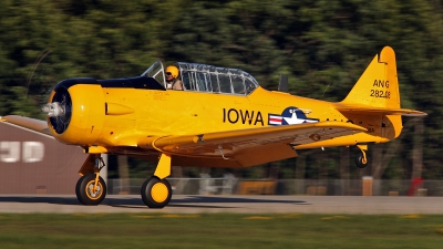 Photo ID 127386 by David F. Brown. Private Private North American AT 6D Texan, N515SA