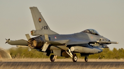 Photo ID 127254 by Armando Tuñon. Netherlands Air Force General Dynamics F 16AM Fighting Falcon, J 635