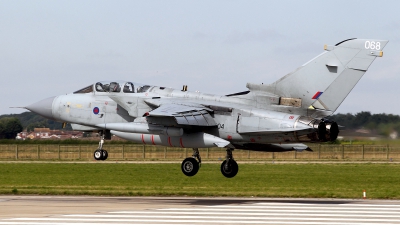 Photo ID 127975 by Carl Brent. UK Air Force Panavia Tornado GR4 T, ZA604