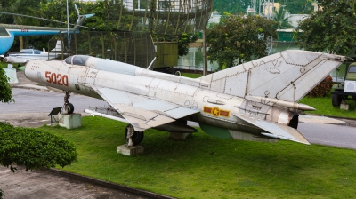 Photo ID 128217 by Andreas Zeitler - Flying-Wings. Vietnam Air Force Mikoyan Gurevich MiG 21PFM, 5020
