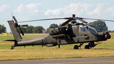 Photo ID 128566 by Chris Albutt. Netherlands Air Force Boeing AH 64DN Apache Longbow, Q 18