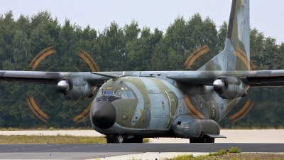 Photo ID 128774 by Robin Coenders / VORTEX-images. France Air Force Transport Allianz C 160R, R217