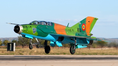 Photo ID 129034 by Petru DIMOFF. Romania Air Force Mikoyan Gurevich MiG 21UM Lancer B, 9516