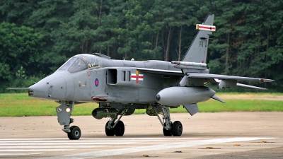 Photo ID 16859 by Peter Terlouw. UK Air Force Sepecat Jaguar GR3, XZ357