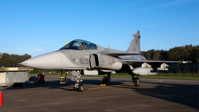 Photo ID 130056 by Jan Eenling. Czech Republic Air Force Saab JAS 39C Gripen, 9235