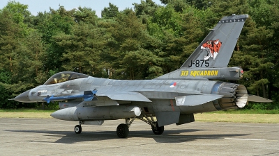Photo ID 16987 by Peter Terlouw. Netherlands Air Force General Dynamics F 16AM Fighting Falcon, J 875