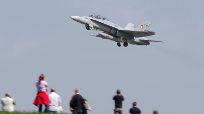 Photo ID 134407 by Sven Zimmermann. Switzerland Air Force McDonnell Douglas F A 18D Hornet, J 5237