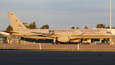 Photo ID 131622 by Patrick Weis. New Zealand Air Force Boeing 757 2K2, NZ7571