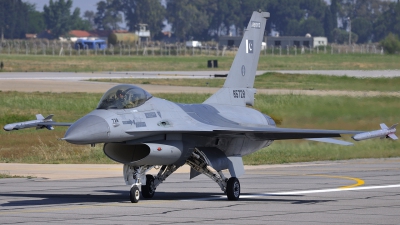 Photo ID 131310 by Peter Terlouw. Pakistan Air Force General Dynamics F 16A Fighting Falcon, 85728
