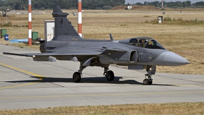 Photo ID 131665 by Niels Roman / VORTEX-images. Czech Republic Air Force Saab JAS 39C Gripen, 9240